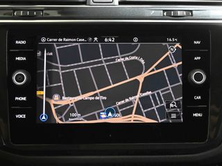 Volkswagen Tiguan LIFE 2022 1.5 TSI 150