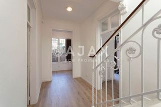 Oficina en alquiler en Les Tres Torres en Barcelona