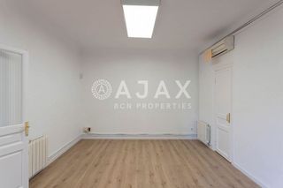 Oficina en alquiler en Les Tres Torres en Barcelona