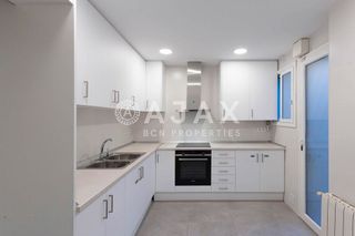 Oficina en alquiler en Les Tres Torres en Barcelona