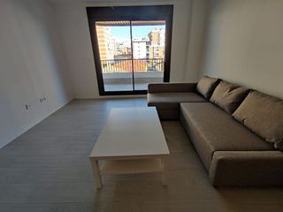 Piso en alquiler en Puerta Blanca en Málaga