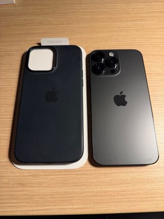 iPhone 14 Pro Max impecable.