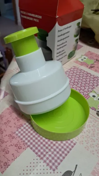 Pressatore per hamburger