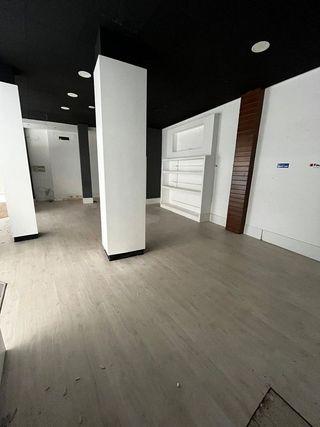 Local comercial en alquiler en Universidad en Ciudad Real