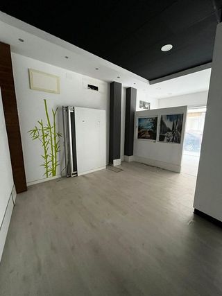 Local comercial en alquiler en Universidad en Ciudad Real