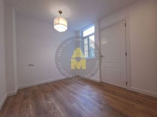 Piso en venta en Centro en Ferrol