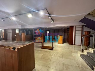 Local comercial en alquiler en Centro en Ourense