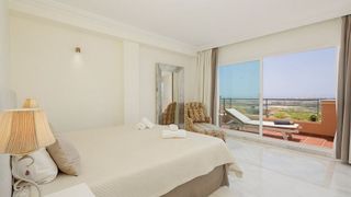 Piso en alquiler en Los Naranjos - Las Brisas en Marbella