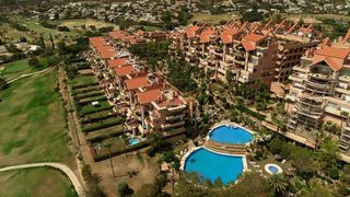 Piso en alquiler en Los Naranjos - Las Brisas en Marbella
