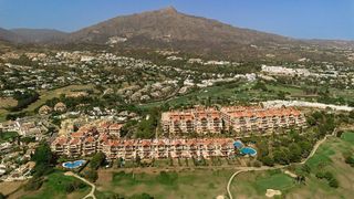 Piso en alquiler en Los Naranjos - Las Brisas en Marbella