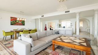 Piso en alquiler en Los Naranjos - Las Brisas en Marbella