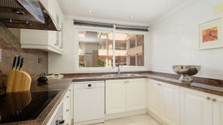 Piso en alquiler en Los Naranjos - Las Brisas en Marbella