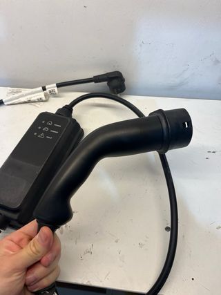 Cargador vehículos eléctricos Aptiv Grupo PSA