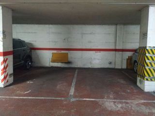 Garaje en venta en Centre en Cornellà de Llobregat