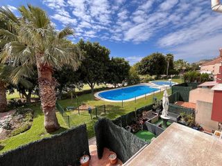 Casa adosada en venta en Mercado en Alicante