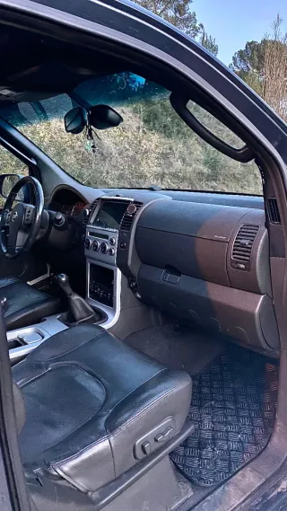 Nissan Pathfinder 2.5 dCi 174CV LE