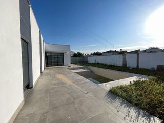 Chalet en venta en La Banda - Campo de Fútbol en Chiclana de la Frontera