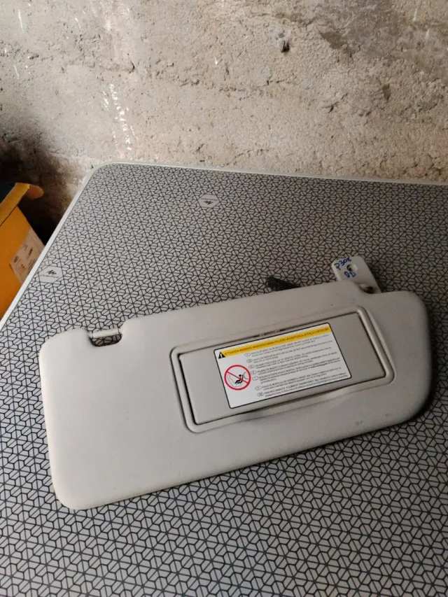 Parasol derecho Peugeot 308