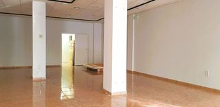 Local comercial en alquiler en Zona Miraflores en Marbella