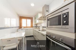 Piso en alquiler en Huerta de la Reina - Trassierra en Córdoba