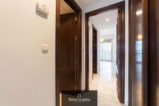 Piso en alquiler en Huerta de la Reina - Trassierra en Córdoba