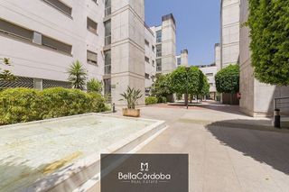 Piso en alquiler en Huerta de la Reina - Trassierra en Córdoba