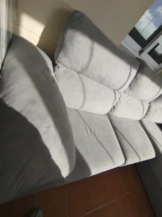 Sofá chaiselongue gris