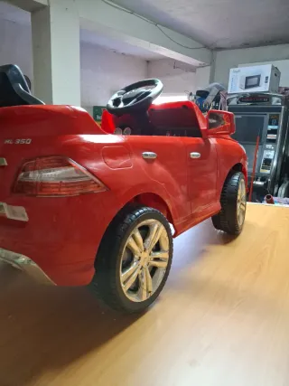 Coche Mercedes Batería Rojo