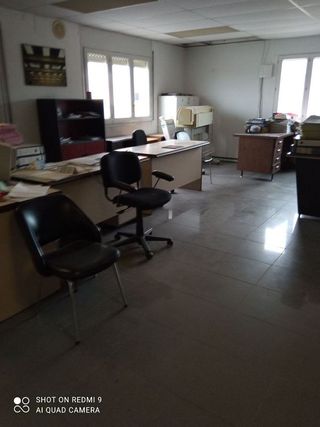 Nave industrial en alquiler en Centre - Passeig i Rodalies en Manresa