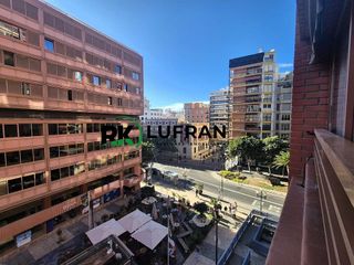 Piso en alquiler en Centro en Alicante
