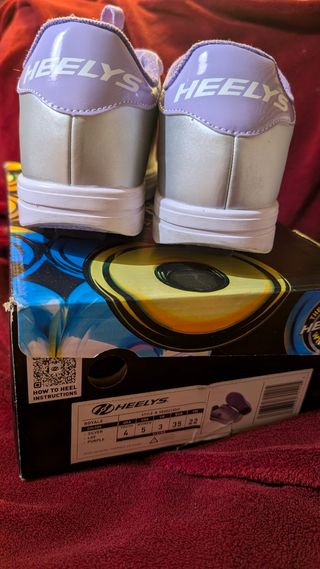 ZAPATILLAS CON RUEDAS NIÑA HEELYS ROYALE