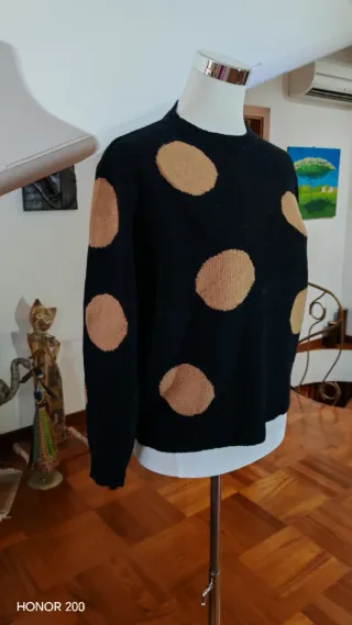 Maglione donna nero con pois marroni