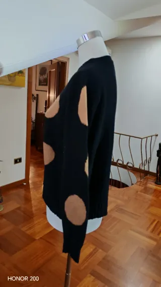 Maglione donna nero con pois marroni