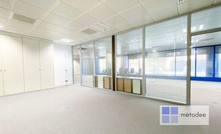 Oficina en alquiler en Bufalà en Badalona