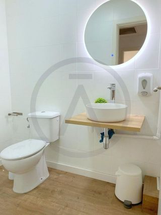 Local comercial en alquiler en Barri del Centre en Terrassa