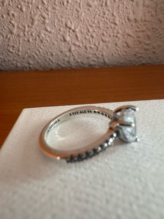 Anillo Pandora Timeless doble corazón