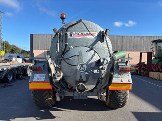 Cuba purín 10.500 L  con aplicador