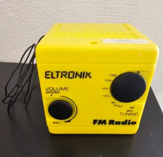 Eltronik Cube radio vintage completa