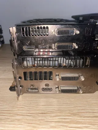 Lote de 9 Tarjetas Gráficas