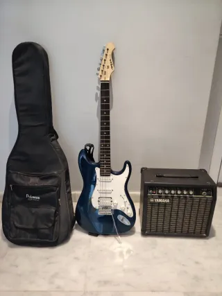 Guitarra Eléctrica Azul + Amplificador Yamaha