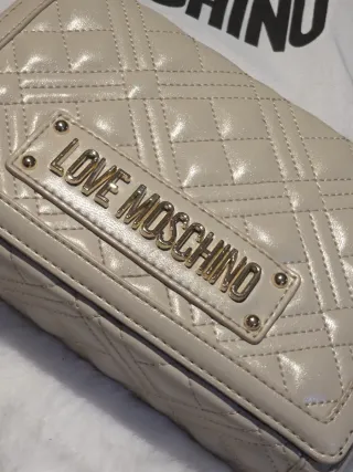 Bolso Moschino Beige y Dorado