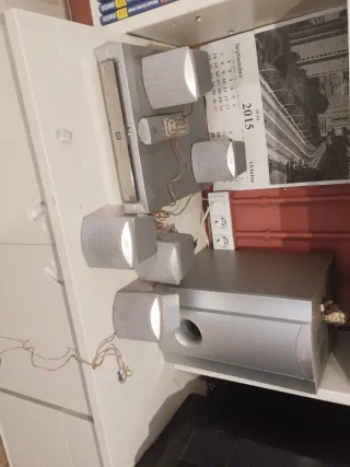 Altavoces JVC Grises