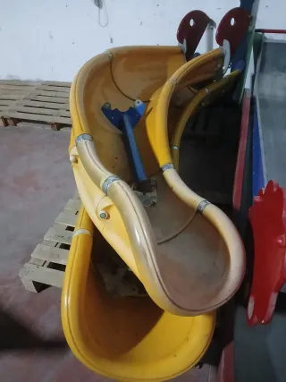 Tobogán Kompan Amarillo