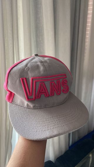 Gorra Vans Gris y Rosa