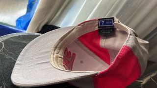 Gorra Vans Gris y Rosa