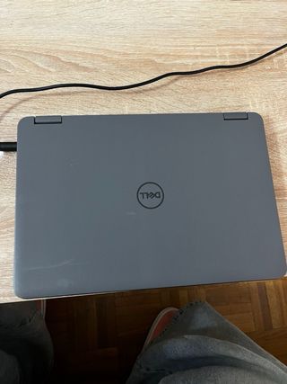 Portátil Dell Latitude 3120 Intel Con cargador