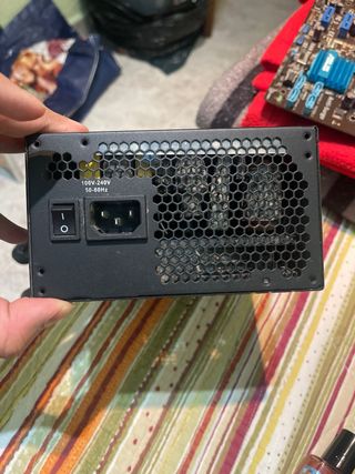 Fuente de Poder EVGA 750 GQ