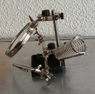 Lupa de soldadura con pinzas