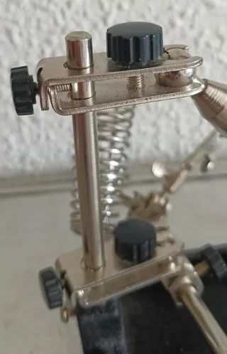 Lupa de soldadura con pinzas