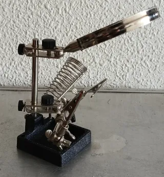 Lupa de soldadura con pinzas